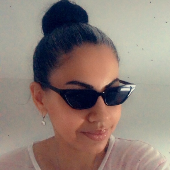 Retro “Kylie” Amber Cat Eye Sunglasses 70s Vibes - Picture 6 of 6